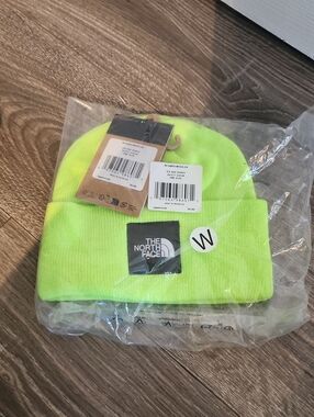 New! In Bag! The Northface Big Box Beanie Safety Green